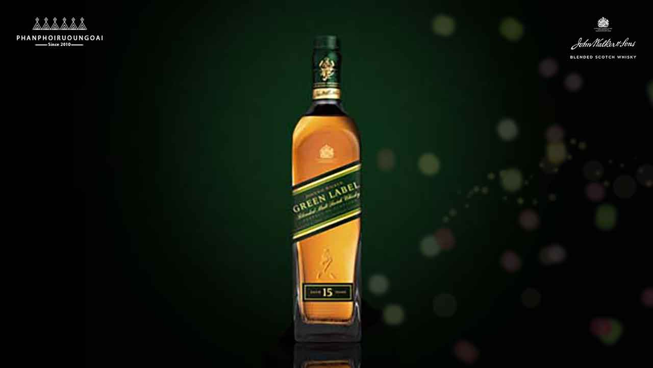 poster quang cao ruou johnnie walker green label