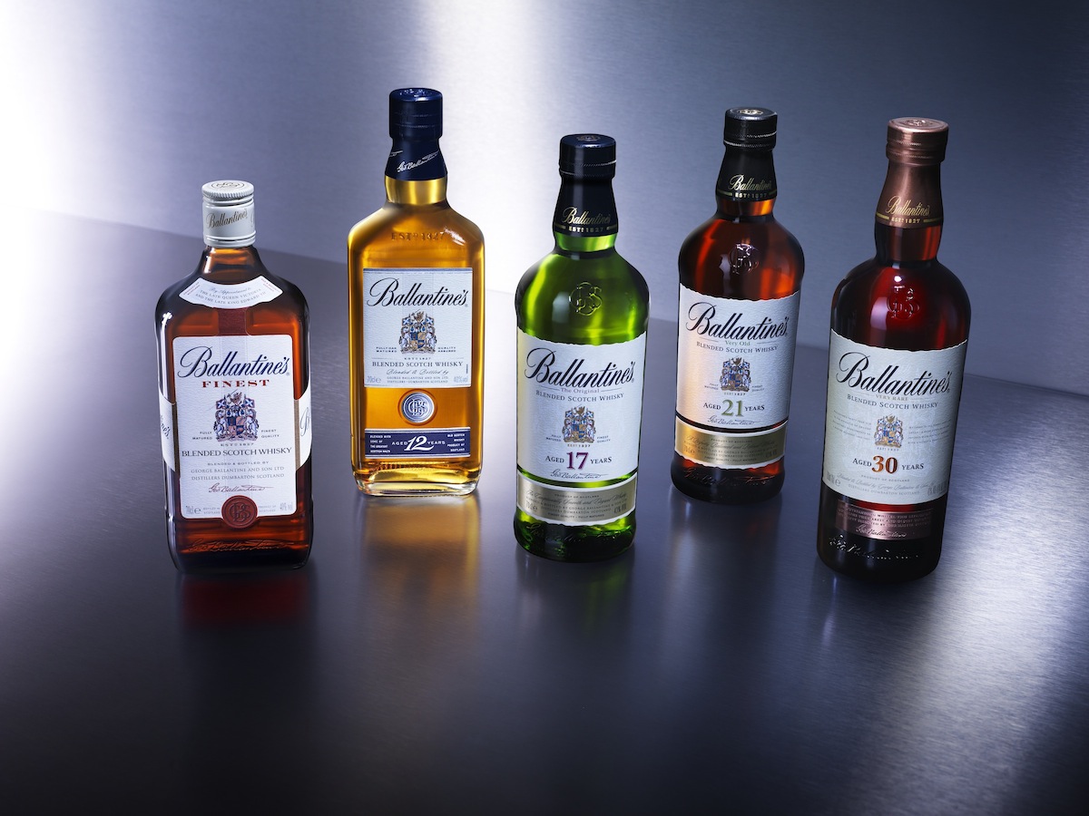 Ballantines whisky Familia