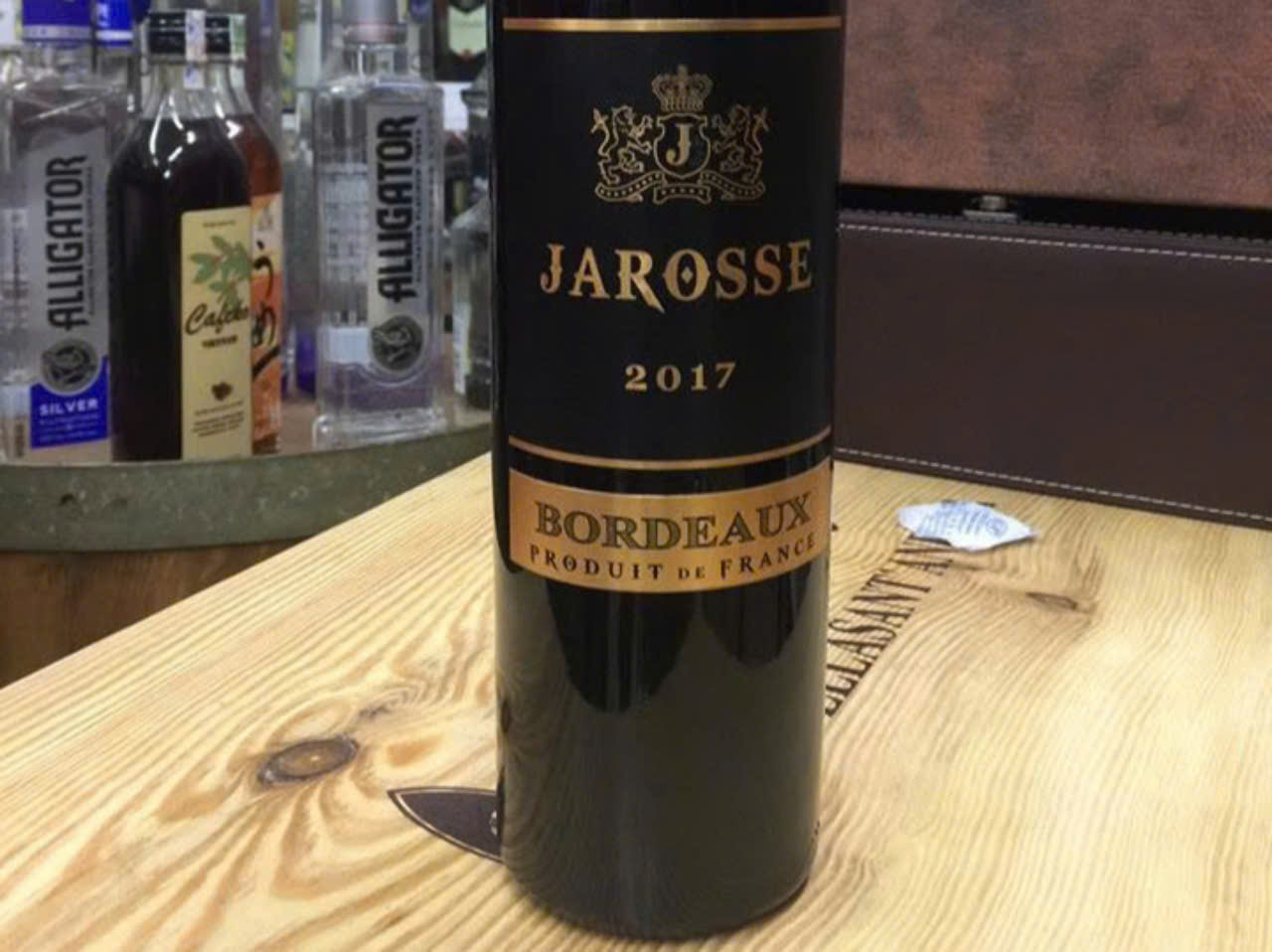 Trung bay Jarosse Bordeaux gia re