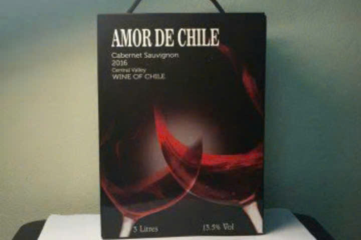 Trung bay vang Amo De CHile Hop 3 lit